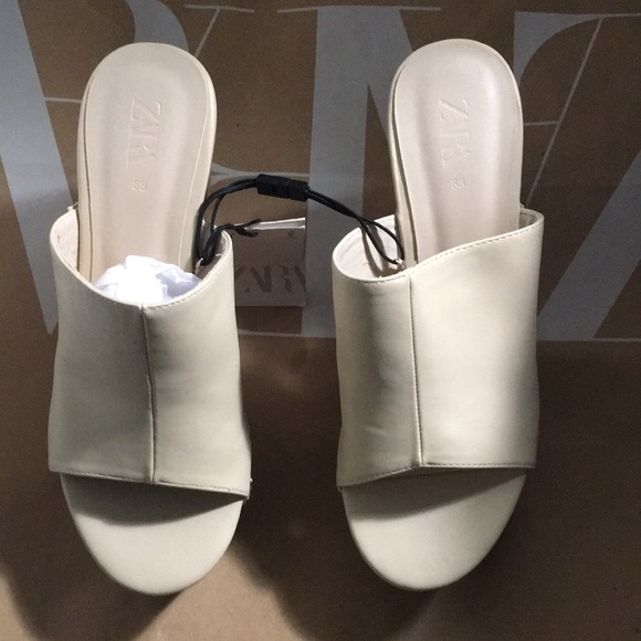 ZARA HEELED STUDDED CLOG MULES SANDALS - Picture 5 of 9